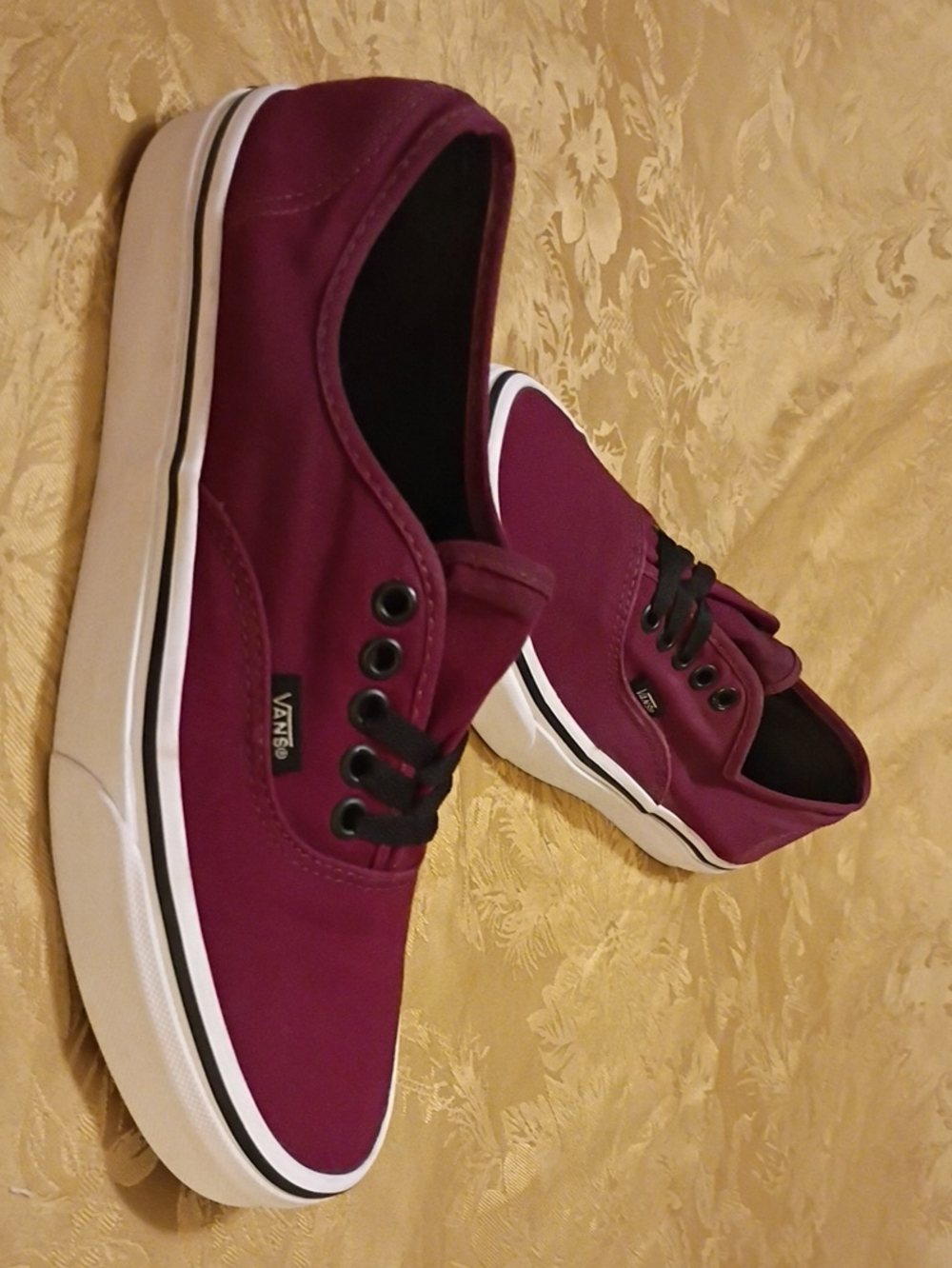 VANS  Plum Canvas Low-Top Sneakers Men's 7.5 Women's 9.0